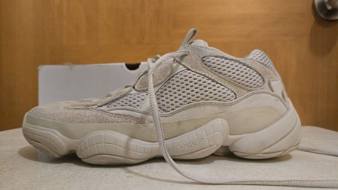 Adidas vintage yeezy 500 bone white, 男裝, 鞋, 波鞋- Carousell