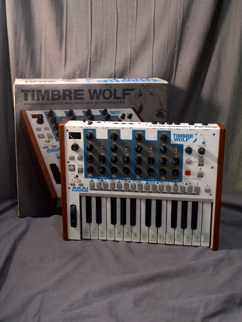 Akai Timbre Wolf | Analog Synthesizer Synth MIDI Sequencer Keyboard ...