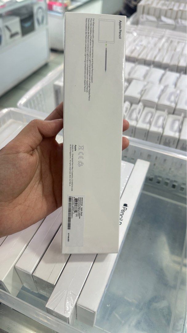 APPLE PENCIL 1ST GENERATION | msg me 09637592989 (Category: iPad) located in San Juan City. Submitted by seller_accessories (Listing ID 1381008801, Image 2). Description: .