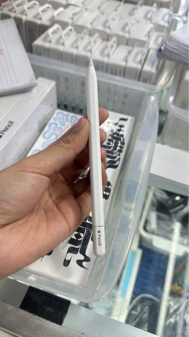 APPLE PENCIL USB-C | msg me 09637592989 (Category: iPad) located in San Juan City. Submitted by seller_accessories (Listing ID 1381009336, Image 3). Description: if unresponsive, msg me at 09637592989.