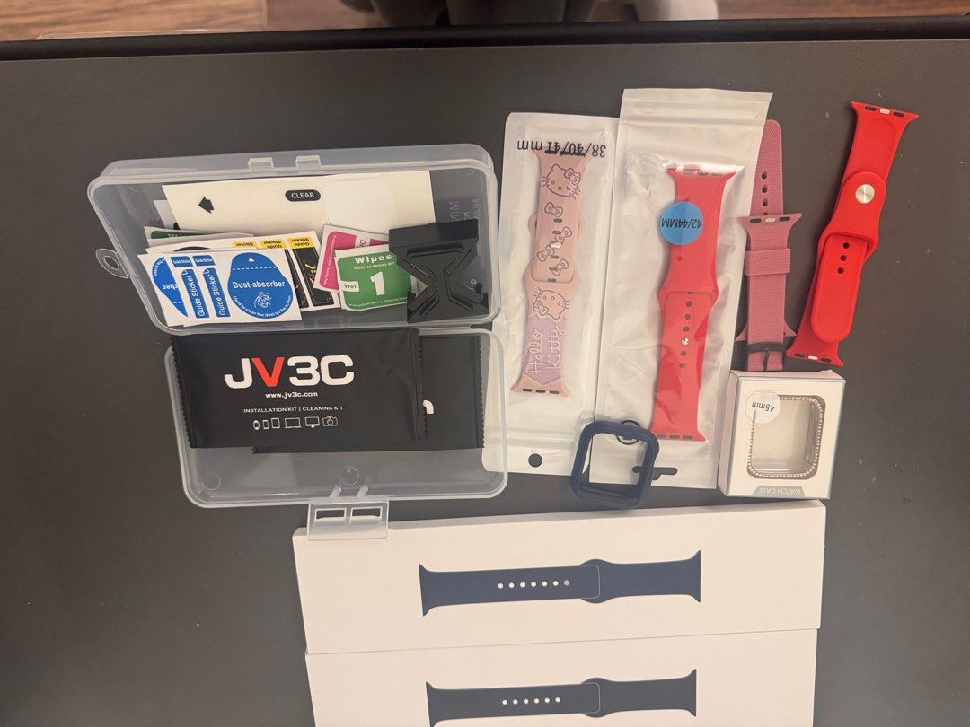 由 yamwiwang0523 (刊登 ID 1380909733，圖片 1) 提交，位於 台南市 (Tainan) 的 Applewatch原廠錶帶(己拆*1未拆*1)副厰*3 (類別：智慧穿戴裝置及智慧手錶)，說明：原廠*2 副廠*3 保護殼*2 現況如照片 台南北區成大城可面交 謝謝。