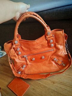 (Category: ) located in . Submitted by onlyanna (Listing ID 1380984657, Image 1). Description: .