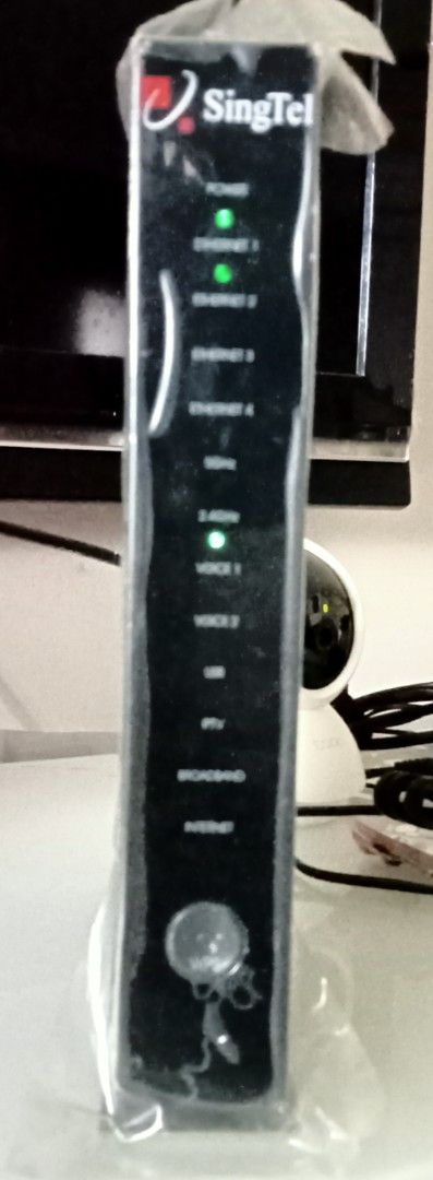 Aztech DSL7002GRV(S) 双频无线路由器63060530477313111