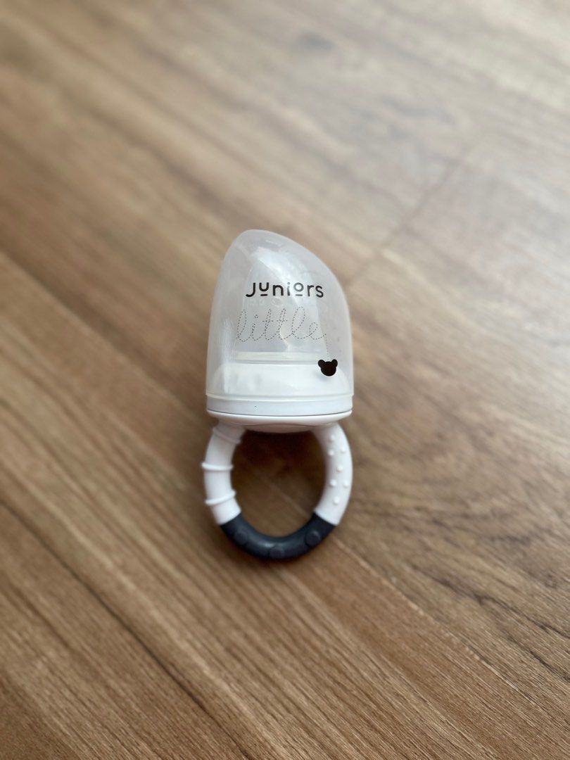 Babyshop Juniors food feeder (FWP) (Category: Weaning & Toddler Feeding) located in Cyberjaya. Submitted by chelle9022 (Listing ID 1380974684, Image 1). Description: My LO didnt like using it so its barely used. Condition like new FREE with any purchase.