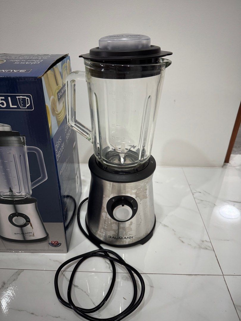 Baumann 1.5L Glass Blender (Category: Juicers, Blenders & Grinders) located in Quezon City. Submitted by newoldnice (Listing ID 1380969303, Image 2). Description: 2-speed setting with Pulse function 6 stainless steel blades to crush and blend.