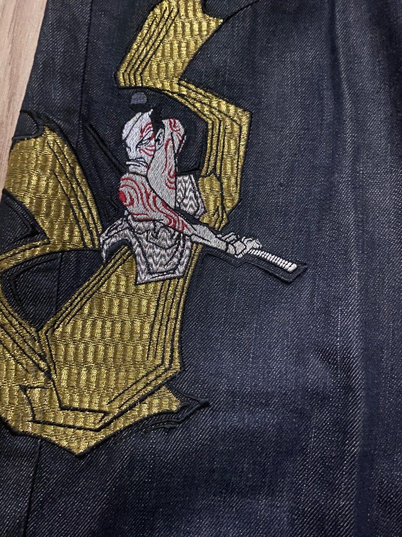 Big Train Japanese Denim (Category: Jeans) located in Rizal. Submitted by miguel08k (Listing ID 1381040447, Image 3). Description: BIG TRAIN W: 38 L: 44 T: 13.5 H: 9 Excellent condition 9/10 not sure if issue yung sa knee part.