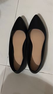 (Category: ) located in . Submitted by cheapredpanda (Listing ID 1381009928, Image 1). Description: .