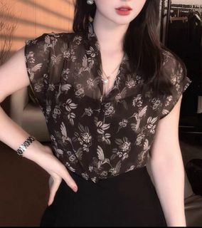 （分類：）位於 。 由 aureliastone 提交（商品編號 1381059406，圖片 1）。簡介： 。