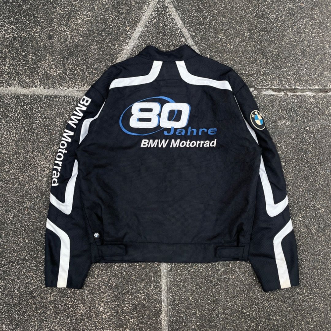 BMW Motorrad Racing Jacket (Category: Coats, Jackets and Outerwear) located in Bacolod City. Submitted by cast.archives (Listing ID 1381042465, Image 2). Description: BMW Motorrad Racing Jacket Authentic With Elbow Guard inside fabric Size: Medium on tag Pit to pit: 23” Shoulder to hem: 26” Sleeves: 24.5” Shoulder: 20” Condition: Excellent Flaw: Sign of used.