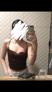 (Category: ) located in . Submitted by ells.preloved (Listing ID 1381043874, Image 1). Description: .