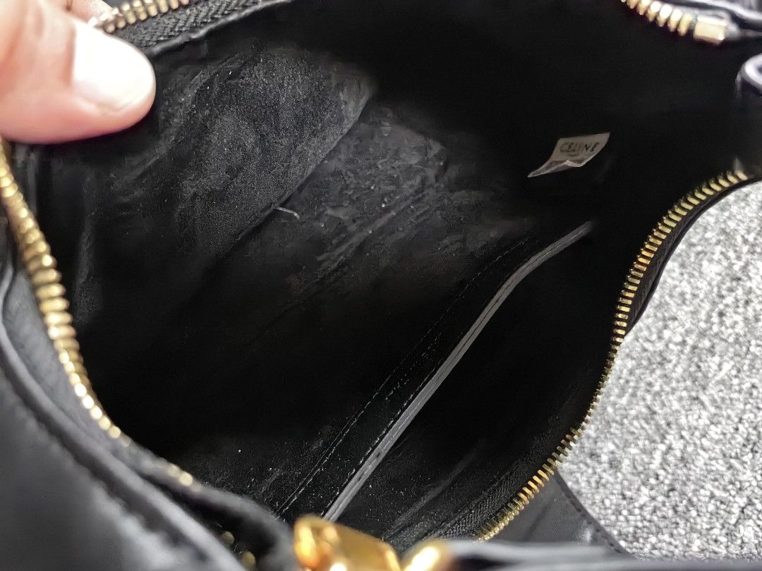 Celine Small Underarm bag, Triomphe logo (Category: Luxury Bags & Wallets) located in Cagayan de Oro. Submitted by pootx (Listing ID 1381023931, Image 3). Description: .
