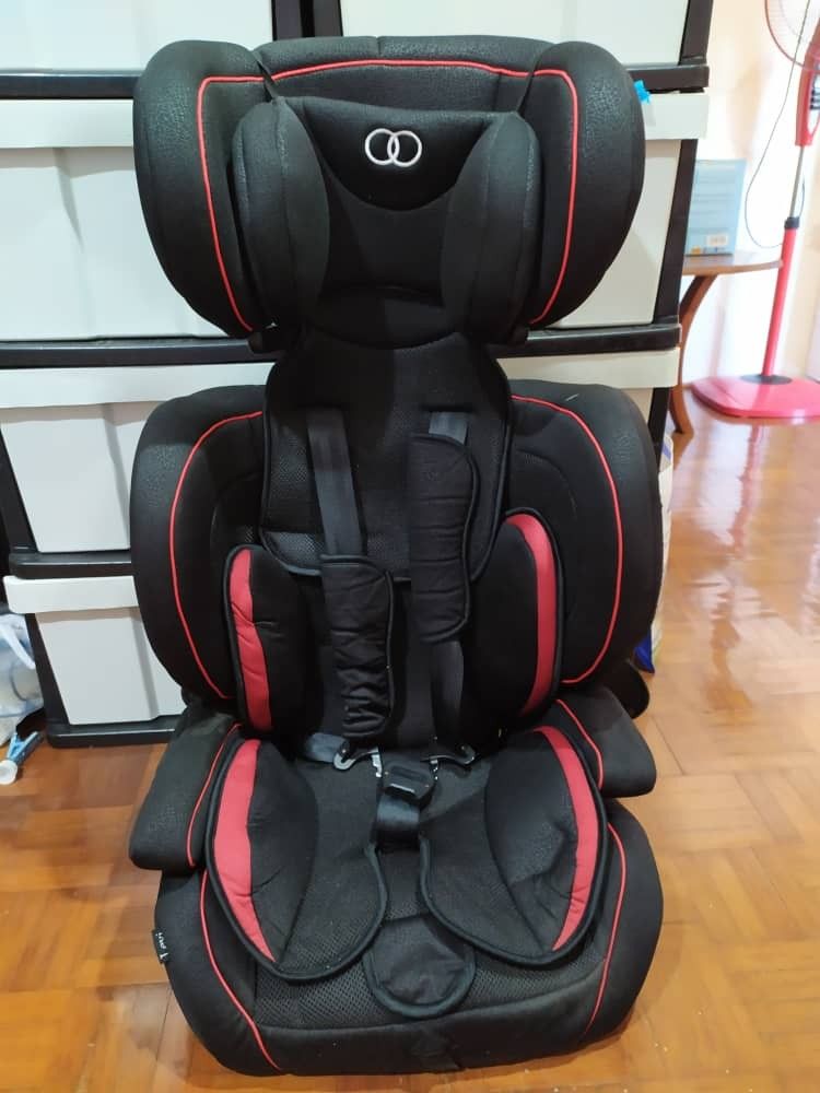 Children car seat (Category: Car Seats) located in Kuching. Submitted by liewkwongy15852 (Listing ID 1380907500, Image 1). Description: for children weight 9-12kg. still in good condition. bottom can split as to up the seating..