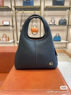 (Category: ) located in . Submitted by barbieluxbags.2024 (Listing ID 1381015103, Image 1). Description: .
