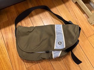(Category: ) located in . Submitted by sistros (Listing ID 1381051002, Image 1). Description: .
