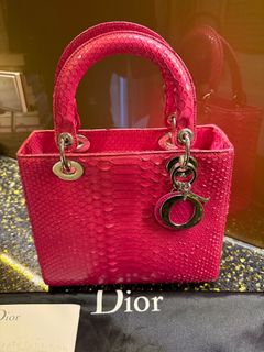 (Category: ) located in . Submitted by shopcoholic (Listing ID 1381003060, Image 1). Description: .