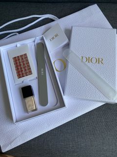 (Category: ) located in . Submitted by Skinbeauty_L (Listing ID 1380940736, Image 1). Description: .