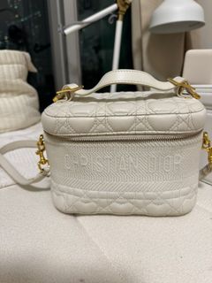 （分類：）位於 。 由 ytt388 提交（商品編號 1381055375，圖片 1）。簡介： 。