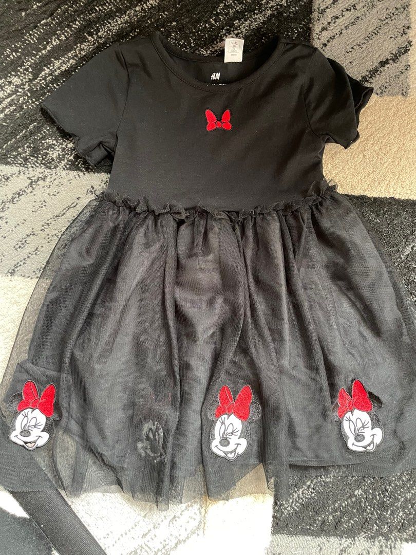 Dress H&M (Category: Babies & Kids Fashion) located in Rawang. Submitted by flowercantik (Listing ID 1380990818, Image 1). Description: Size 18-24m Price exclude postage Transfer only Selfpickup or Cod Kuang Rawang.