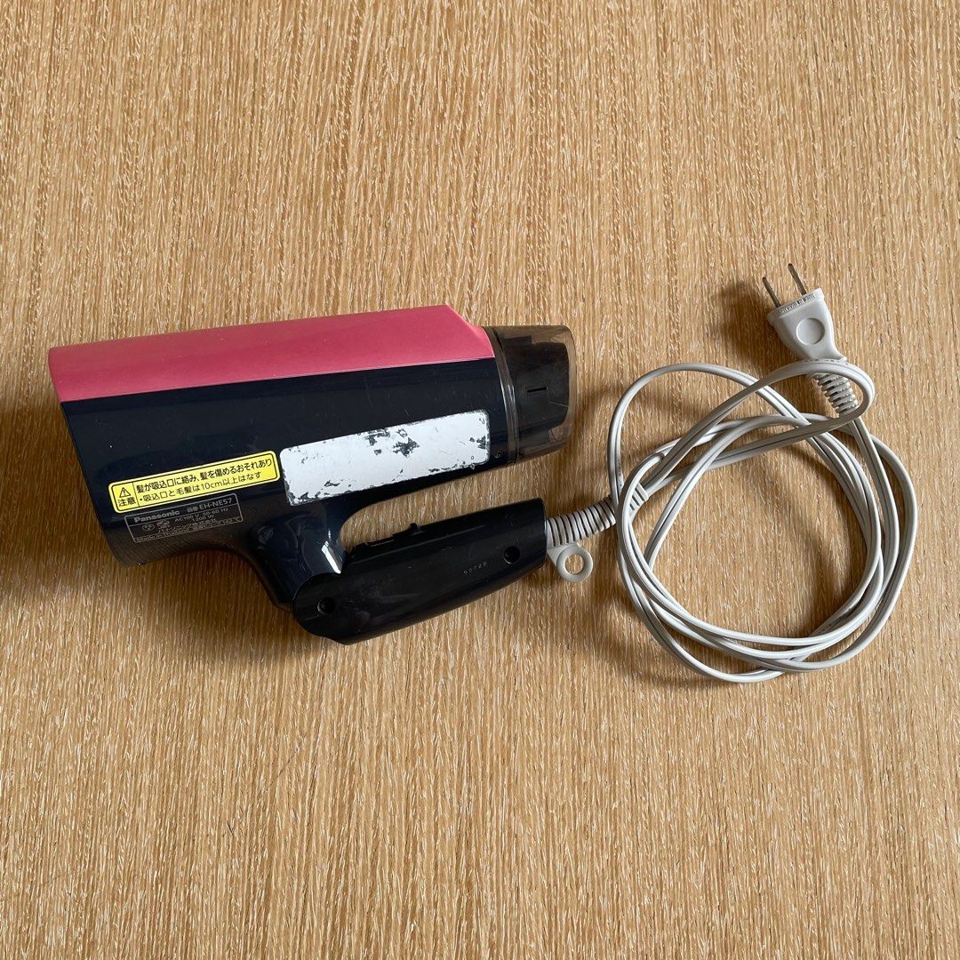 由 yft1023 (刊登 ID 1381012566，圖片 2) 提交，位於 台中市 (Taichung) 的 EH-NE57吹風機 (類別：浴室、廚房用品配件)，說明：從日本帶回來的，但很久了。