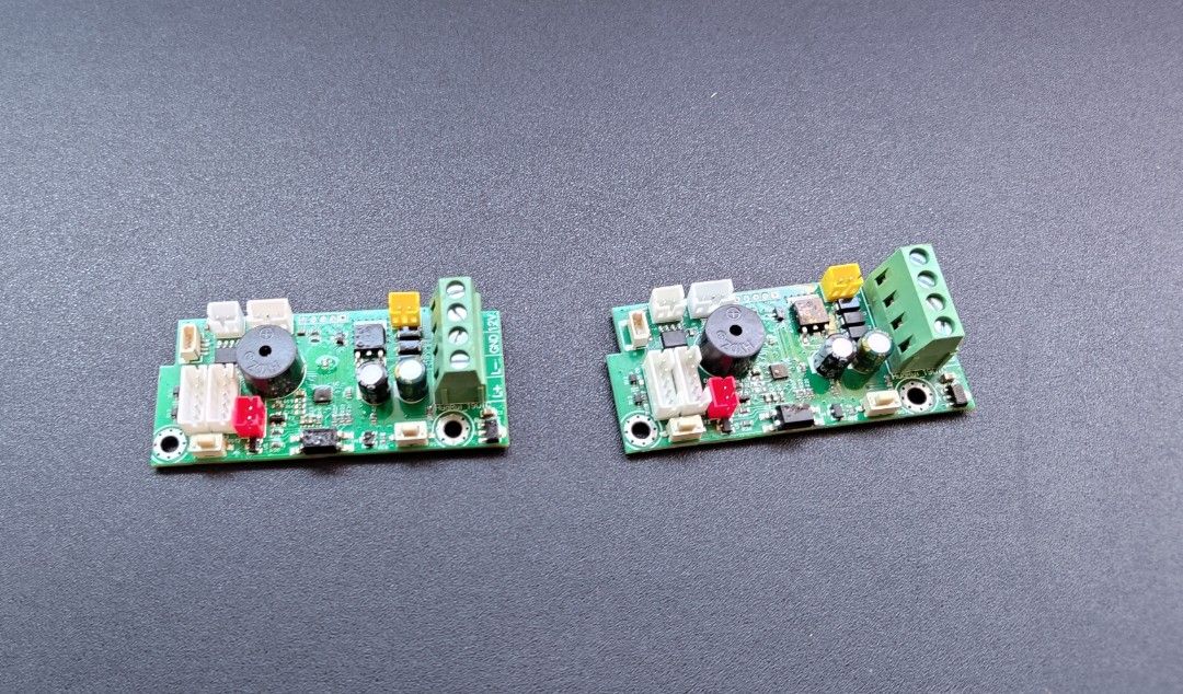 Electronic Control Lock Main Board Lock Bull Head Access Control Integrated Card Lock Circuit (Category: Other Accessories) located in Singapore. Submitted by mrjunk (Listing ID 1381009791, Image 2). Description: Brand new. 2 pieces. Some kind of RFID/EMID control mother board replacement. They are not cheap. Likely for some smart door lock system. If you have use for them please come and collect. Free item..