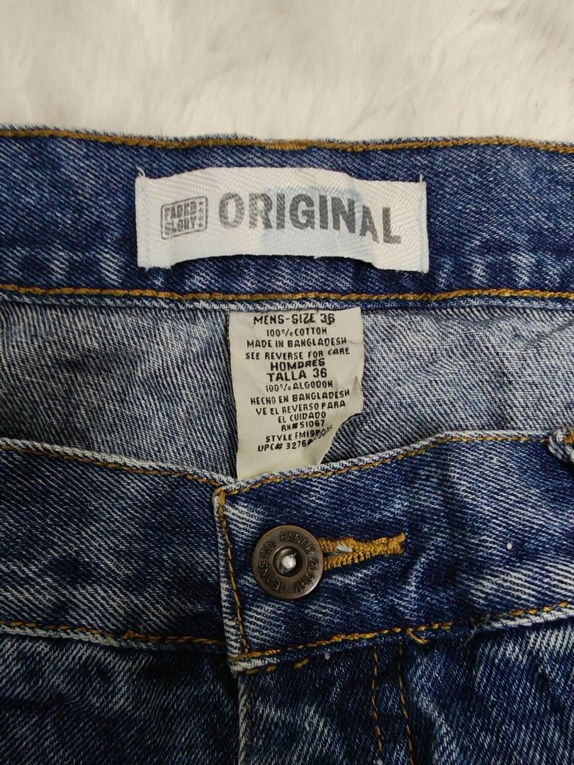 Faded Glory Original Jean Shorts (Category: Shorts) located in Loay. Submitted by thrift_therapy (Listing ID 1381053142, Image 3). Description: Faded Glory Original Jean Shorts Mens Size 36 Blue 100% Cotton Denim RUGGED L-21 1/2 W-36 LO-11.