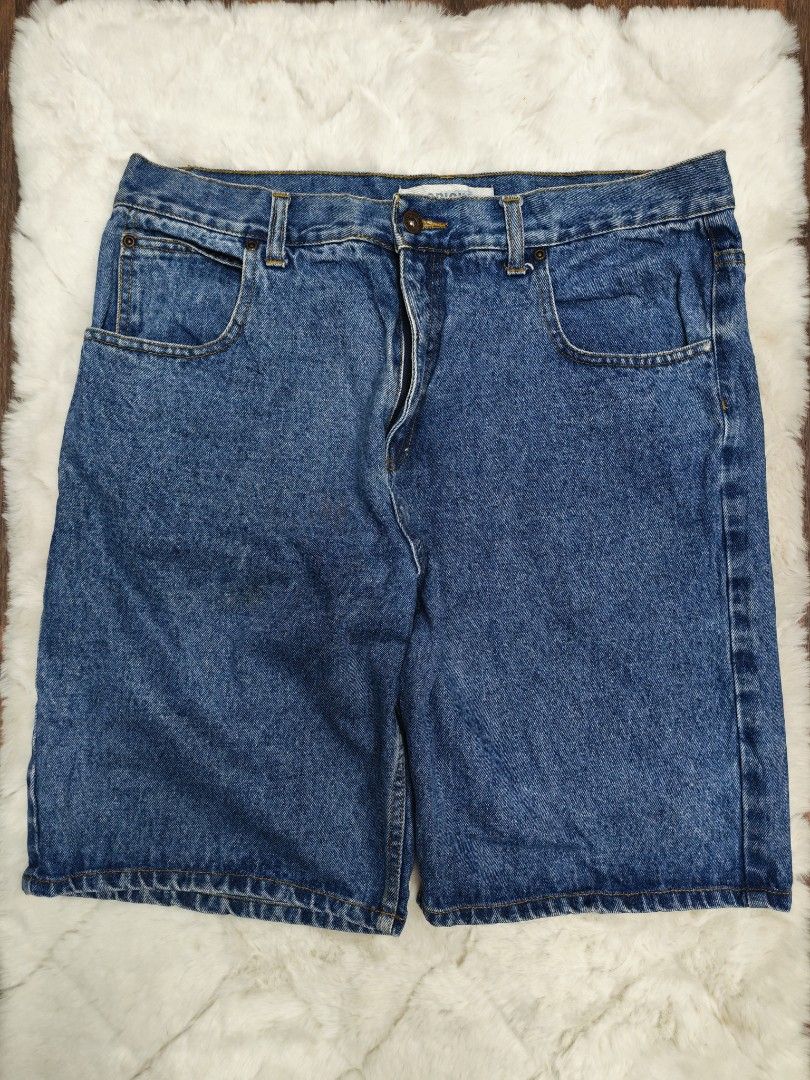 Faded Glory Original Jean Shorts (Category: Shorts) located in Loay. Submitted by thrift_therapy (Listing ID 1381053142, Image 2). Description: Faded Glory Original Jean Shorts Mens Size 36 Blue 100% Cotton Denim RUGGED L-21 1/2 W-36 LO-11.
