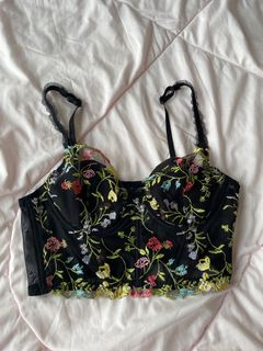 (Category: ) located in . Submitted by lushcious (Listing ID 1380984916, Image 1). Description: .