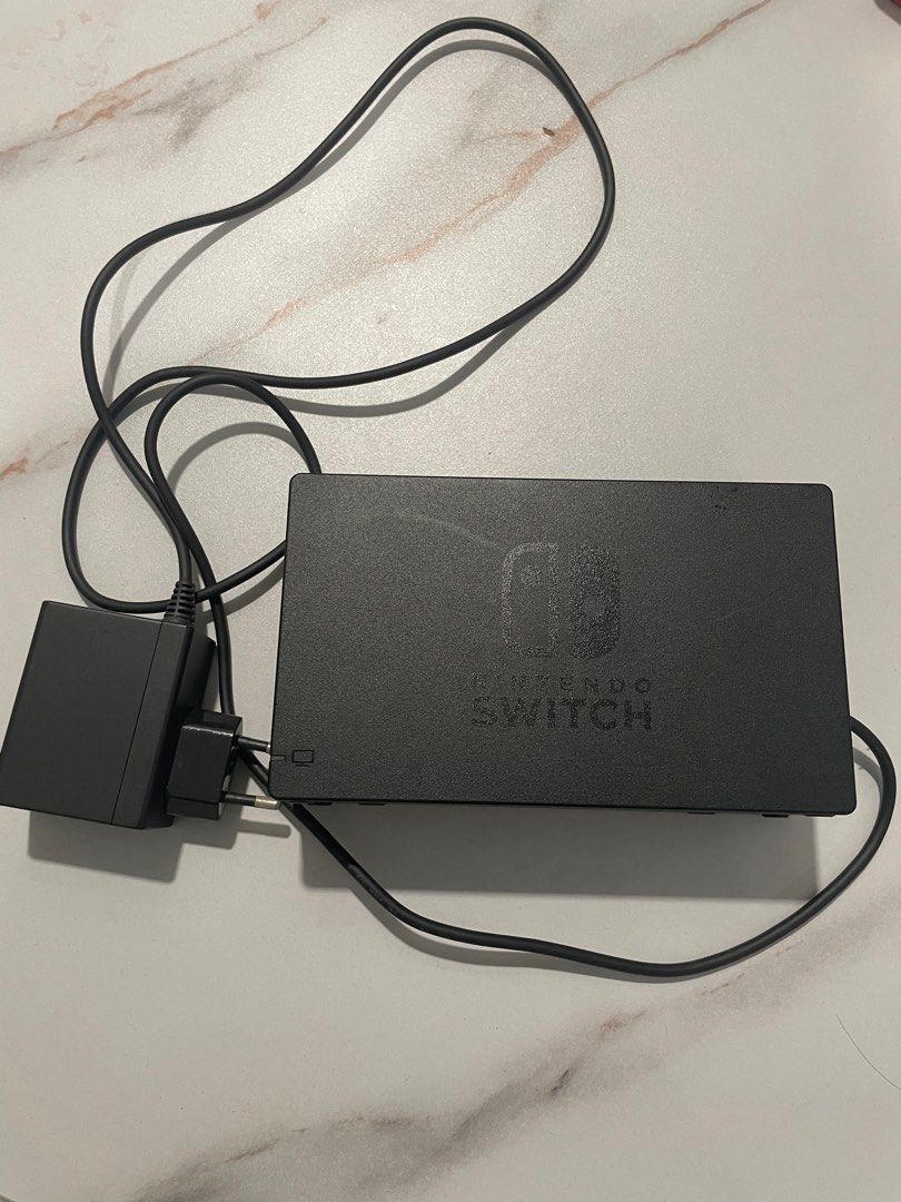 Gen 2 Nintendo Switch with 4 Games63108833098242112