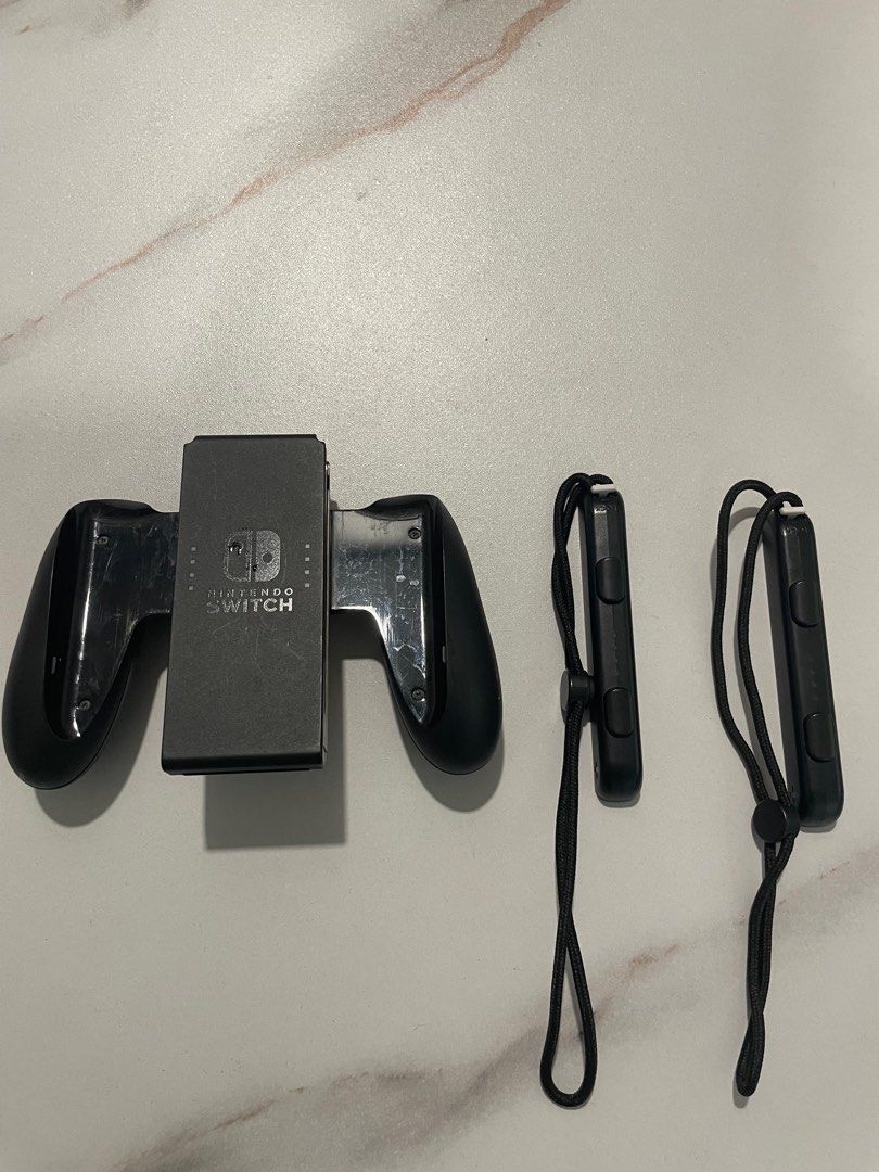 Gen 2 Nintendo Switch with 4 Games63108833098242113