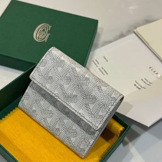 由 intentionsfashion (刊登 ID 1380900116，圖片 1) 提交，位於 的 (類別：)，說明：。