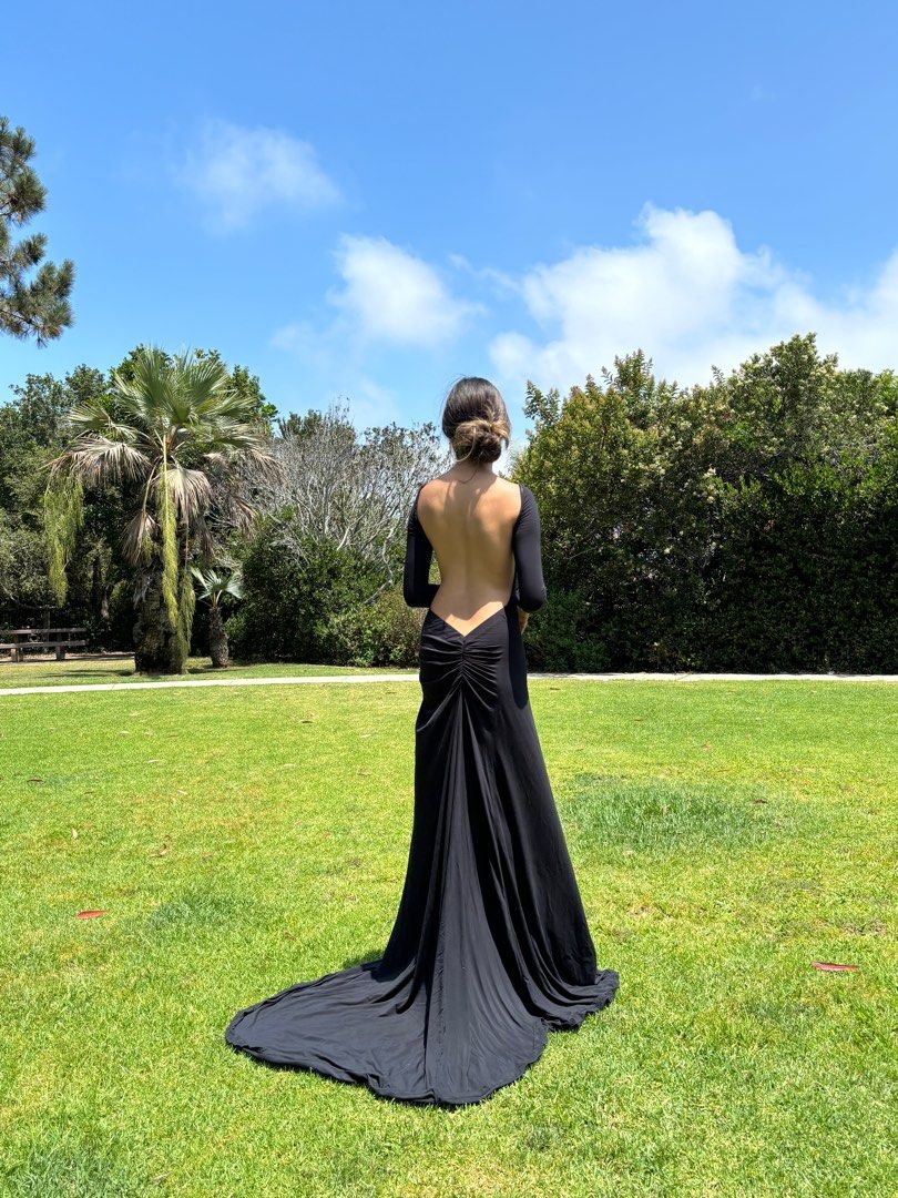 Helsa studios Heidi dress gown, Women's Fashion, Dresses & Sets, Dresses on  Carousell