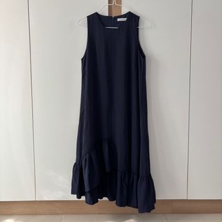 (Category: ) located in . Submitted by thedressingcloth (Listing ID 1380944486, Image 1). Description: .