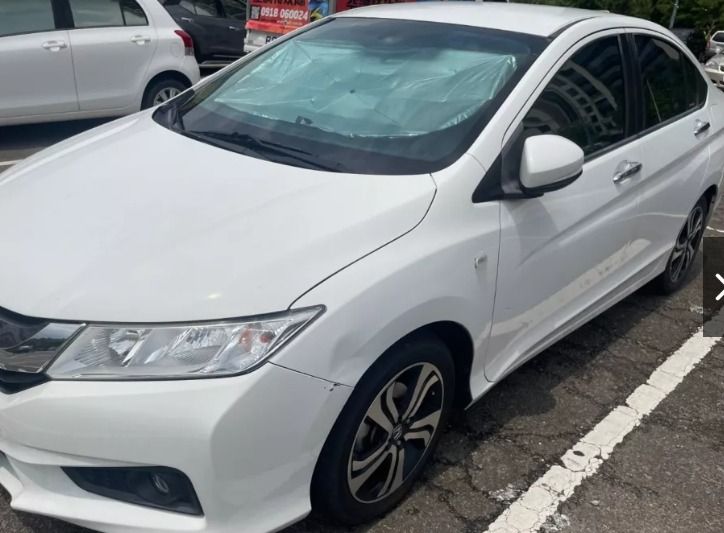 由 zhayan4832130 (刊登 ID 1380985199，圖片 2) 提交，位於 台北市 (Taipei) 的 Honda City (類別：汽車出售)，說明：✯廠牌車款▸ Honda City ✯年份▸ 2015 ✯實際里程▸ 100000 ✯引擎燃料▸ 汽油 ✯變速系統▸手自排 ✯驅動方式▸ 2WD ✯乘客數▸4門5座 ✯顏色▸白色 ✦專業鑑定✦合格認證 ✦檢定報告一覽無遺 X泡水車X事故車X兇車X接合車 ✔可配合萊因鑑定 五大保證 ✔非重大事故／非來路不明／產權清楚 ✔非泡水車 ✔非接合車（車體結構完整） ✔非營業用計程車 ✔無引擎變造無車身變造 ✔可分期✔可貸款✔配合多間銀行 ✦條件良好利率僅3%-4% ✦可全額貸讓您買好車無負擔 ♕歡迎私訊咨詢預約賞車☎ ▪️營業日期：周一至周日 ▫️營業時間：10:00-18:00 ✎提醒您：看車最晚請提前1天預約 避免您白跑一趟ღ ✉聯絡專員：黃小姐 ☎聯絡電話：0906070155 ✉𝔩𝔦𝔫𝔢:𝖗𝖚𝖇𝖞𝟑𝟓�