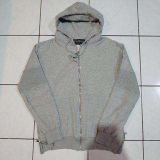 (Kategori: ) berada di . Dikirim oleh baggaz (ID iklan 1381015257, Gambar 1). Deskripsi: .