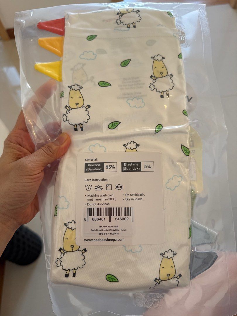 Huggies Bedtime Buddy Small (Category: Childrens' Beds) located in Singapore. Submitted by qannieq (Listing ID 1380996394, Image 2). Description: Brand new Huggies Bedtime Buddy in small size. Made of 95% viscose (bamboo) and 5% elastane. Machine washable in cold water. Comes in original vacuum-sealed packaging..