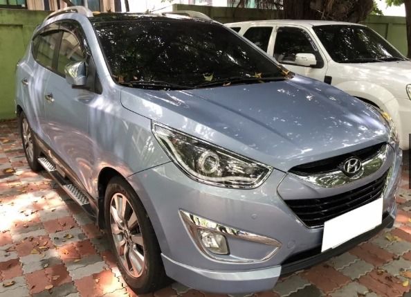 由 vivian19932004 (刊登 ID 1380974059，圖片 2) 提交，位於 新北市 (New Taipei) 的 Hyundai ix35 2013款 藍色 (類別：汽車出售)，說明：💥認證中古車歡迎你來帶回家💥 💥車輛應有盡有趕緊來搶便宜💥 ⚠️車商賣車 同行勿擾⚠️ ⬇️車輛資訊⬇️ 🔷Hyundai ix35 2013款 藍色 🔶里程:12萬 🔶燃料:氣油 🔶年份:2013 🔶排氣:2.0L 🔶變速:手自排 🔶驅動:2WD 🔶乘客數:5門5座 ✔️Keyless免匙系統✔️循跡系統✔️ABS防鎖死 ✔️安全氣囊✔️定速系統✔️倒車顯影系統✔️衛星導航✔️倒車雷達✔️恆溫空調✔️電動天窗 ⭕合格認證⭕專業鑑定⭕檢定報告 📌五大保證↘️ 無泡水、無事故、無AB接合車、里程保證、無計程車 📌五大保固↘️ 引擎、方向機、變速箱、發電機、啟動馬達 🔥🔥買好車找上游最便宜🔥🔥 🎈均有第三方權威認證🎈 🎈超優質一手清倉特價🎈 ♠️車況