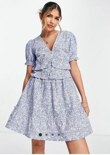 (Category: ) located in . Submitted by closetsecret (Listing ID 1381029833, Image 1). Description: .