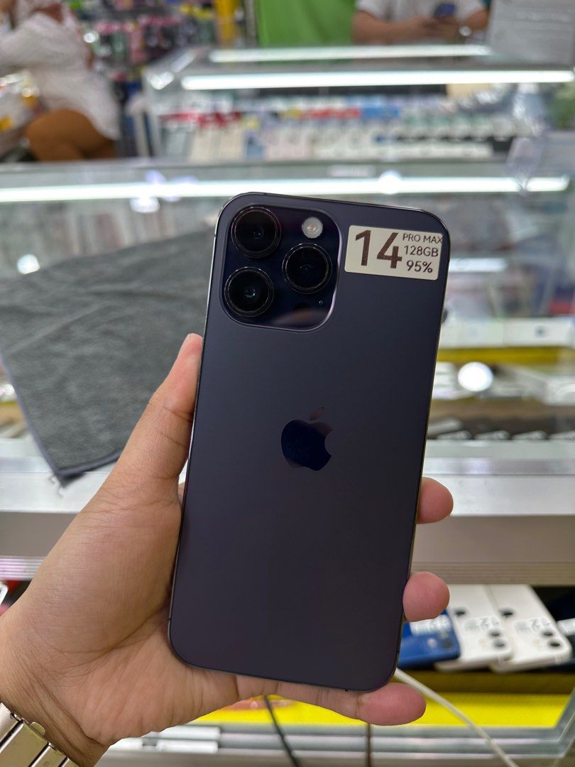 iPhone 14 Pro Max 128GB Factory Unlock No Issue Secondhand (Category: iPhone 14 Series) located in Pasig City. Submitted by FarAndRayShop (Listing ID 1380908864, Image 1). Description: OPEN FOR SWAP/SELLING/BUYING (RFS: Buy and Sell) Price: 35,499 iPhone 14 Pro Max 128GB •Factory Unlock •NO HIDDEN ISSUES •TEST TO SAWA •Authentic Phone Physical store in Greenhills Shopping Center XC-07 Stall Number Look For Rayray Or Anika NO CASH INSTALLMENT We a