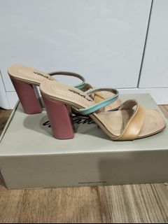 (Kategori: ) berada di . Dikirim oleh homeofcallie (ID iklan 1381035080, Gambar 1). Deskripsi: .