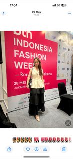 (Kategori: ) berada di . Dikirim oleh defleur.attire (ID iklan 1380996727, Gambar 1). Deskripsi: .