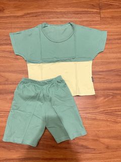 (Kategori: ) berada di . Dikirim oleh preloved_elha (ID iklan 1380953229, Gambar 1). Deskripsi: .