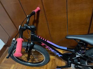 (Category: ) located in . Submitted by jmgp_33 (Listing ID 1381041701, Image 1). Description: .