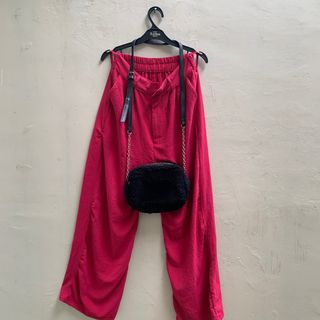(Kategori: ) berada di . Dikirim oleh jajanikansegar (ID iklan 1380916347, Gambar 1). Deskripsi: .