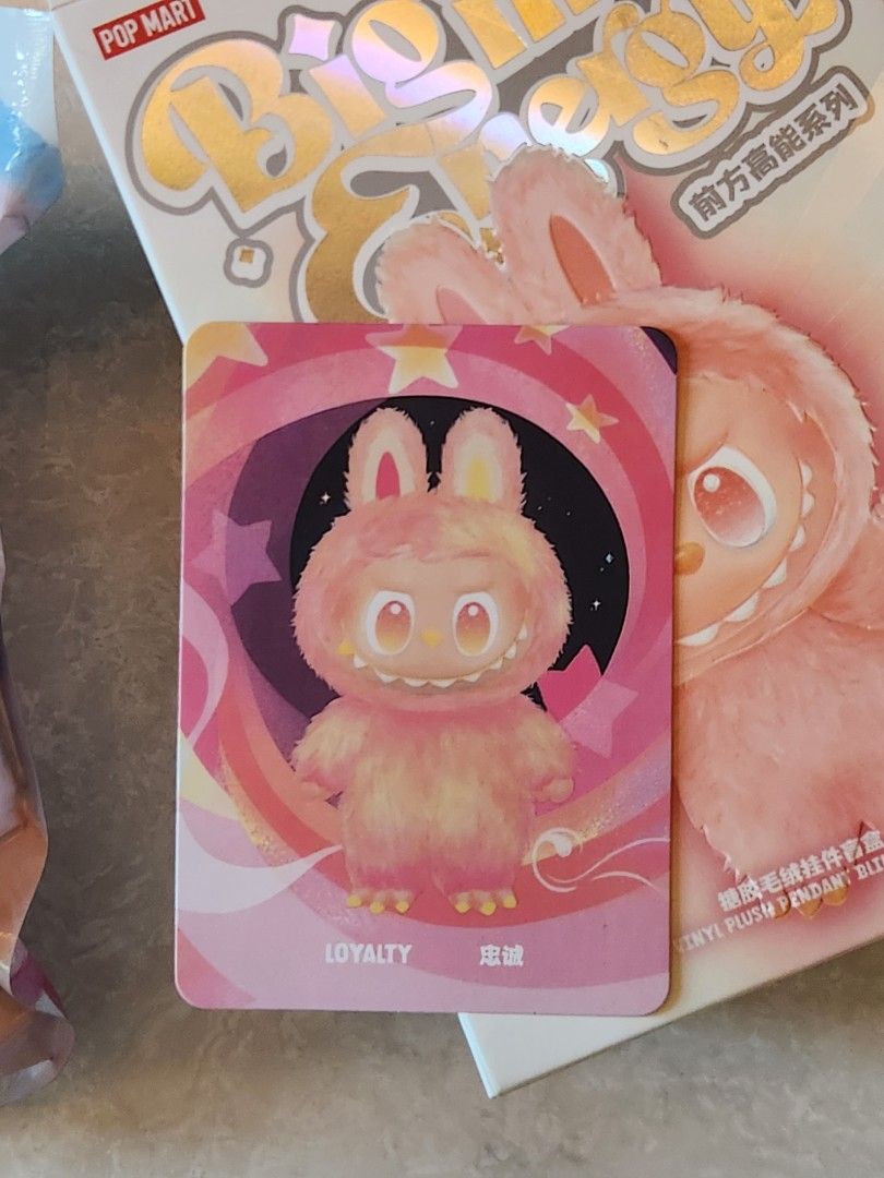 labubu3.0《忠诚》 Labubu 3.0 - Loyalty 忠誠, 興趣及遊戲, 玩具& 遊戲類- Carousell