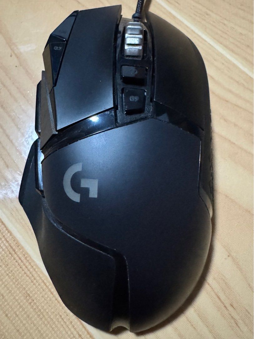 Logitech G502 Hero High Performance Gaming Mouse (Category: Mouse & Mousepads) located in Quezon City. Submitted by keithta (Listing ID 1381000840, Image 2). Description: G502 HERO features an advanced optical sensor for maximum tracking accuracy, customizable RGB lighting, custom game profiles, from 200 up to 16,000 DPI, and repositionable weights. • HERO 16K SENSOR - HERO is our most accurate gaming sensor ever with next-gen precision and a gro