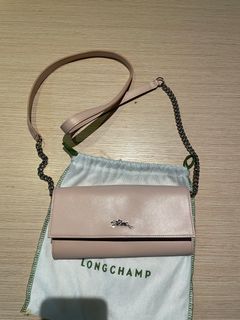 (Category: ) located in . Submitted by roseoh12 (Listing ID 1381037346, Image 1). Description: .