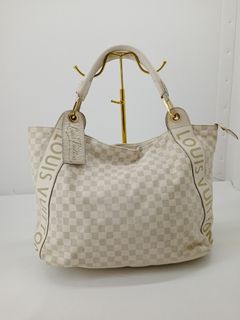 (Kategori: ) berada di . Dikirim oleh durban.bags (ID iklan 1380995887, Gambar 1). Deskripsi: .