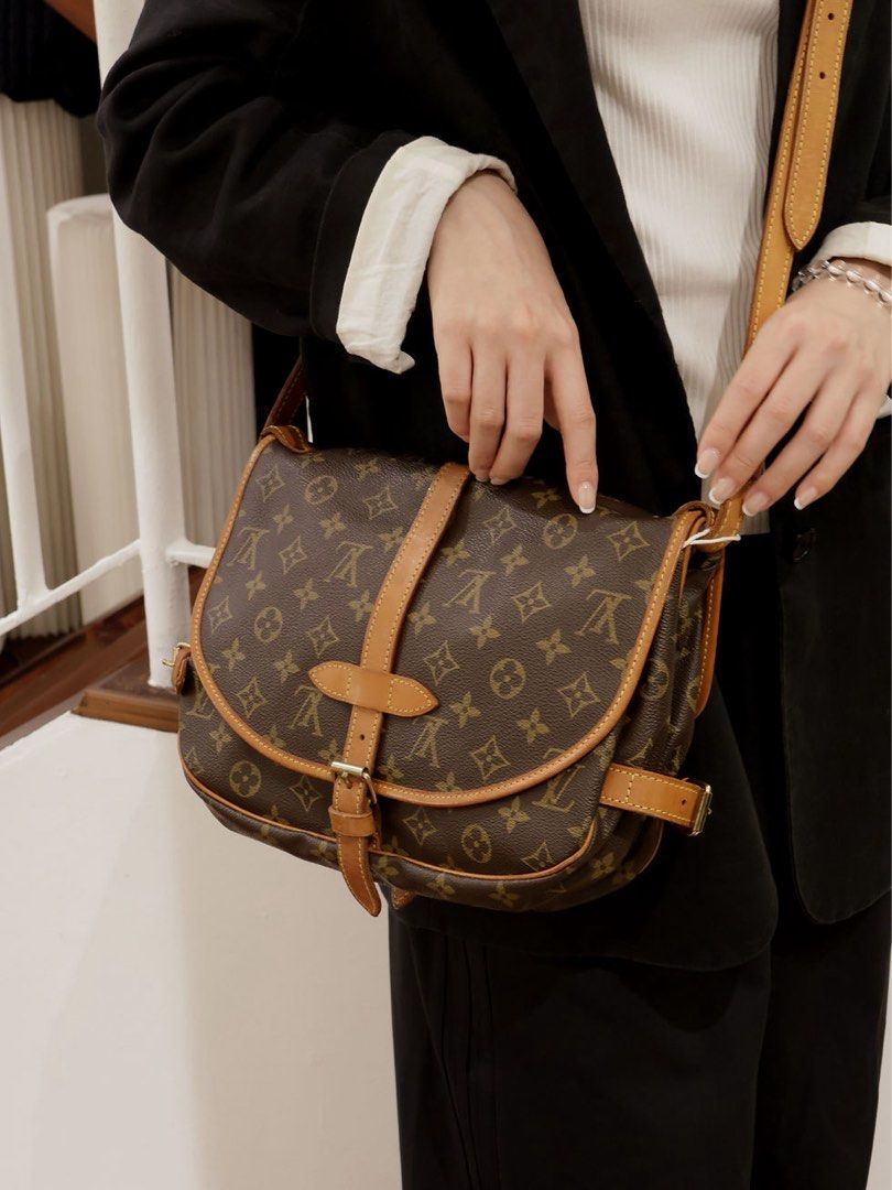 Louis Vuitton Saumur Crossbody (Category: Luxury Bags & Wallets) located in Makati City. Submitted by martinoloco (Listing ID 1381035058, Image 2). Description: DM me for more photos. Guaranteed authentic, vintage bag from my mom.