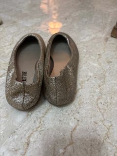 (Category: ) located in . Submitted by smitha07 (Listing ID 1381017440, Image 1). Description: .