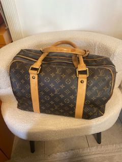 (Category: ) located in . Submitted by MyPreluv (Listing ID 1380942015, Image 1). Description: .